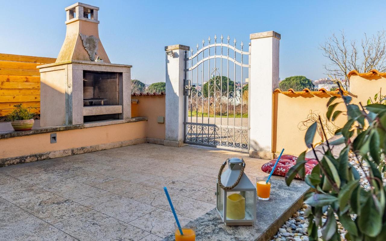 Sweet House With Free Parking Villa Pula Exterior photo
